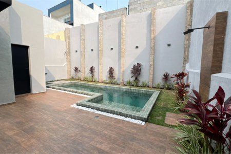 Casa à venda com 3 quartos, sendo 1 suíte, no condomínio Veneza, Mogi das Cruzes - SP
