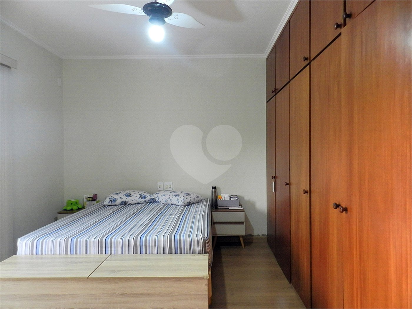 Sobrado à venda com 4 quartos, sendo 3 suítes, em Jardim Paulistano, Ribeirão Preto, SP