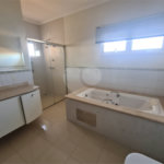 Casa à venda com 3 suítes no condomínio Vinhas da Vista Alegre - Lado Sede, Vinhedo - SP