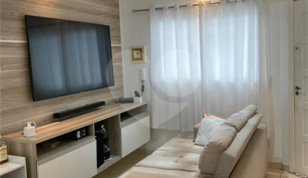 Casa à venda com 2 suítes no condomínio Residencial Victória, Sorocaba - SP
