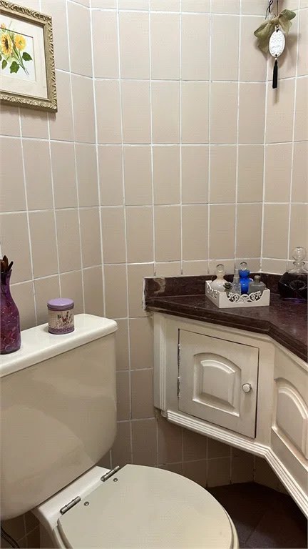 Apartamento à venda com 3 quartos, sendo 1 suíte, em Jardim das Acácias, São Paulo, SP
