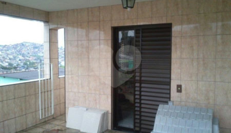 Sobrado à venda com 4 quartos, sendo 1 suíte, em Vila Nova Cachoeirinha, São Paulo, SP