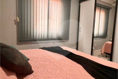 Casa à venda com 2 quartos no condomínio Rubi, Jacareí - SP