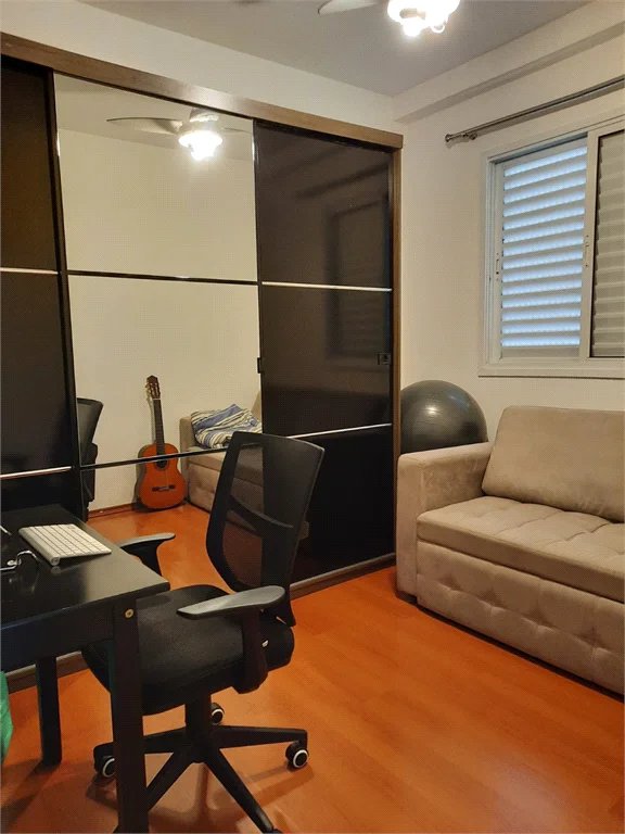 Apartamento à venda com 2 quartos, sendo 1 suíte, em Pinheiros, São Paulo, SP
