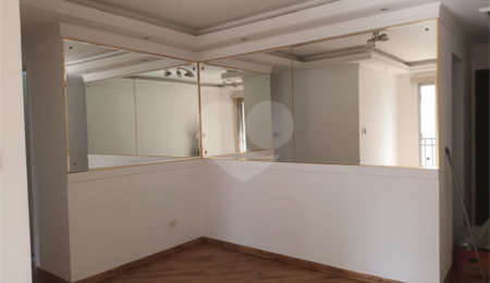 Apartamento à venda com 3 quartos em Vila Guilherme, São Paulo, SP