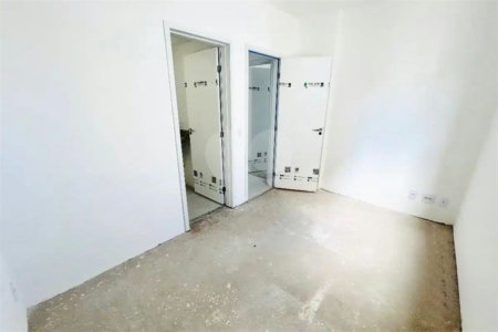 Apartamento à venda com 3 quartos, sendo 1 suíte,  em Parque Campolim, Sorocaba, SP