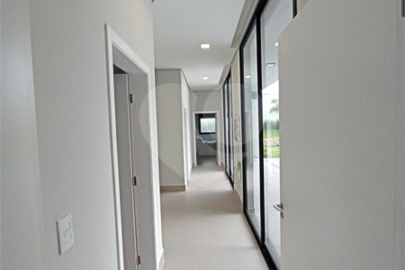 Casa à venda com 4 quartos, sendo 3 suítes,  no condomínio Alphaville Nova Esplanada 3, Votorantim - SP
