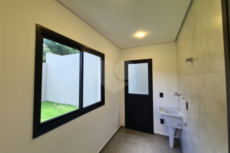 Casa em condomínio à venda com 3 suítes em Vila Santista, Atibaia, SP