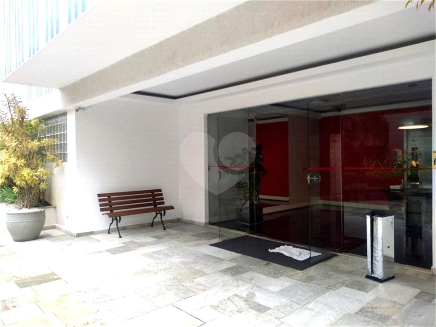 Apartamento para alugar com 3 quartos, sendo 1 suíte, em Jardim América, São Paulo, SP