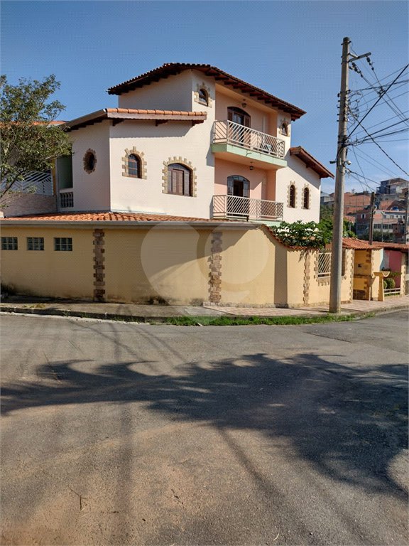 Casa à venda com 3 suítes em Parque Olimpico, Mogi das Cruzes, SP