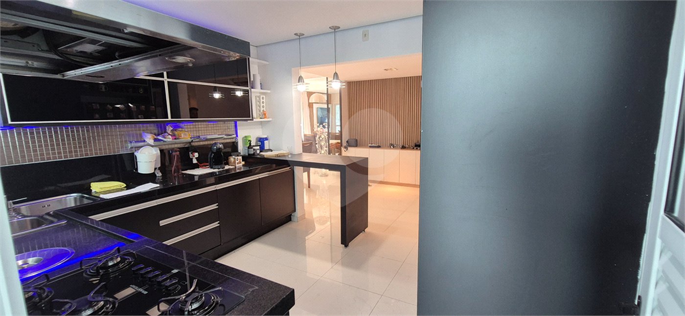 Casa à venda com 4 quartos, sendo 2 suítes,  no condomínio Aromaz, São Bernardo do Campo - SP
