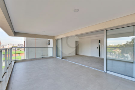 Apartamento à venda com 3 suítes em Jardim Marajoara, São Paulo, SP
