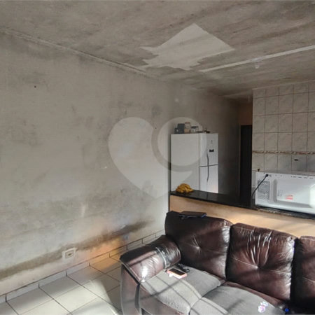 Casa à venda com 2 quartos em Suarão, Itanhaém, SP