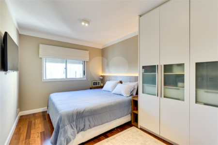 Apartamento à venda com 3 quartos, sendo 2 suítes,  em Jardim Marajoara, São Paulo, SP