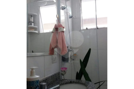 Casa à venda com 2 suítes no condomínio Residencial Taormina, São Paulo - SP