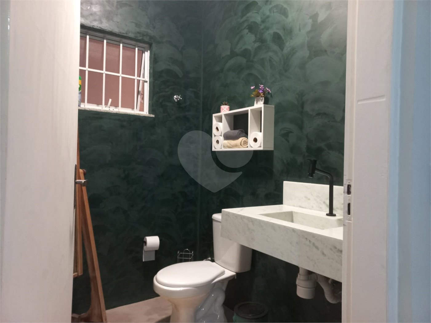 Sobrado à venda com 3 quartos, sendo 1 suíte,  em Villa Di Cesar, Mogi das Cruzes, SP