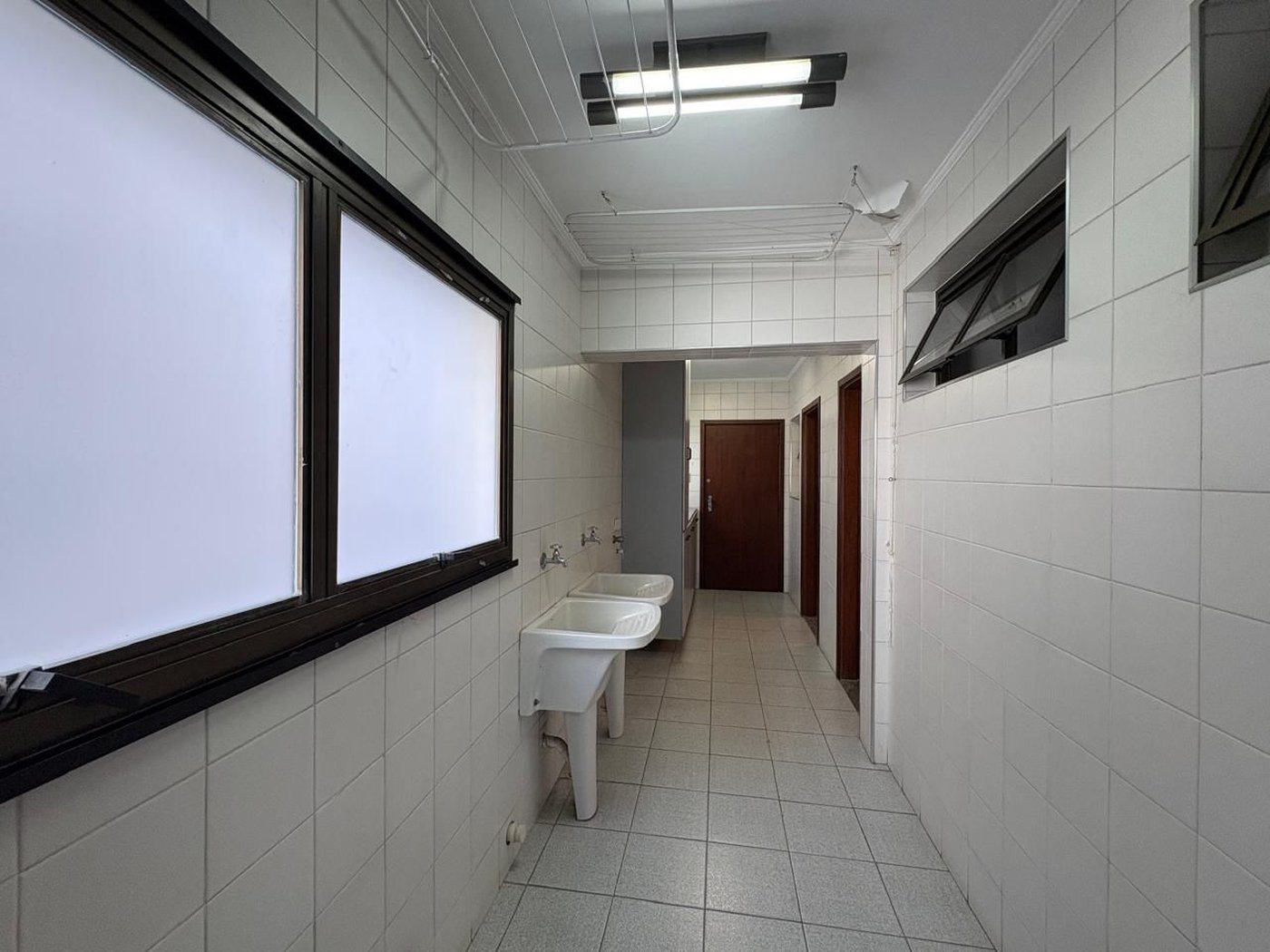 Apartamento com 3 dormitórios à venda, 150 m² por R$ 1.000.000,00 - Pompéia - Santos/SP