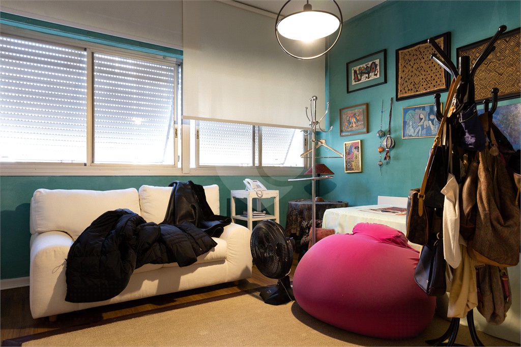 Apartamento à venda com 4 quartos, sendo 2 suítes, em Jardim Paulista, São Paulo, SP