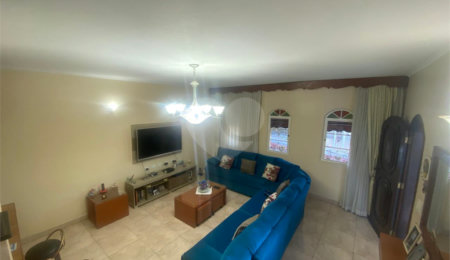 Casa à venda com 3 quartos, sendo 1 suíte, em Jardim Rosa de Franca, Guarulhos, SP