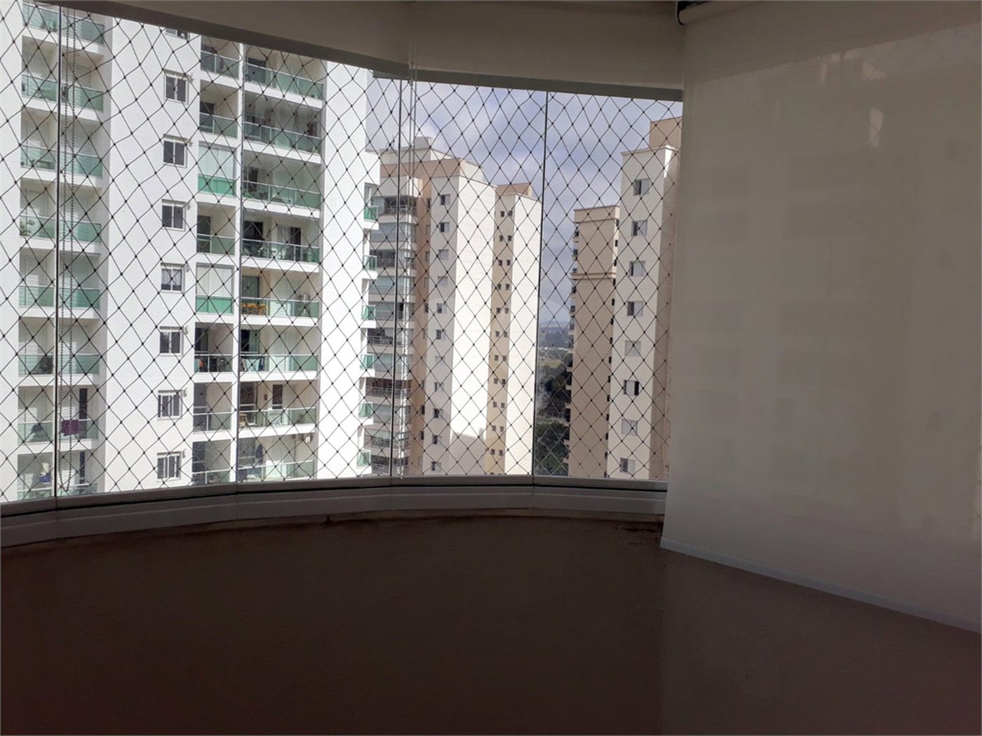 Apartamento à venda com 3 quartos, sendo 1 suíte, em Jardim Esplanada, São José dos Campos, SP