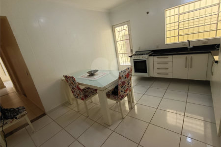 Casa à venda com 3 quartos, sendo 2 suítes,  em Chácara Jafet, Mogi das Cruzes, SP