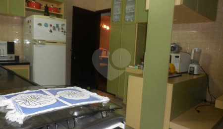 Casa à venda com 3 quartos, sendo 1 suíte,  em Piraporinha, Diadema, SP