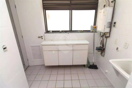 Cobertura à venda ou para alugar com 3 quartos, sendo 1 suíte,  em Vila Clementino, São Paulo, SP