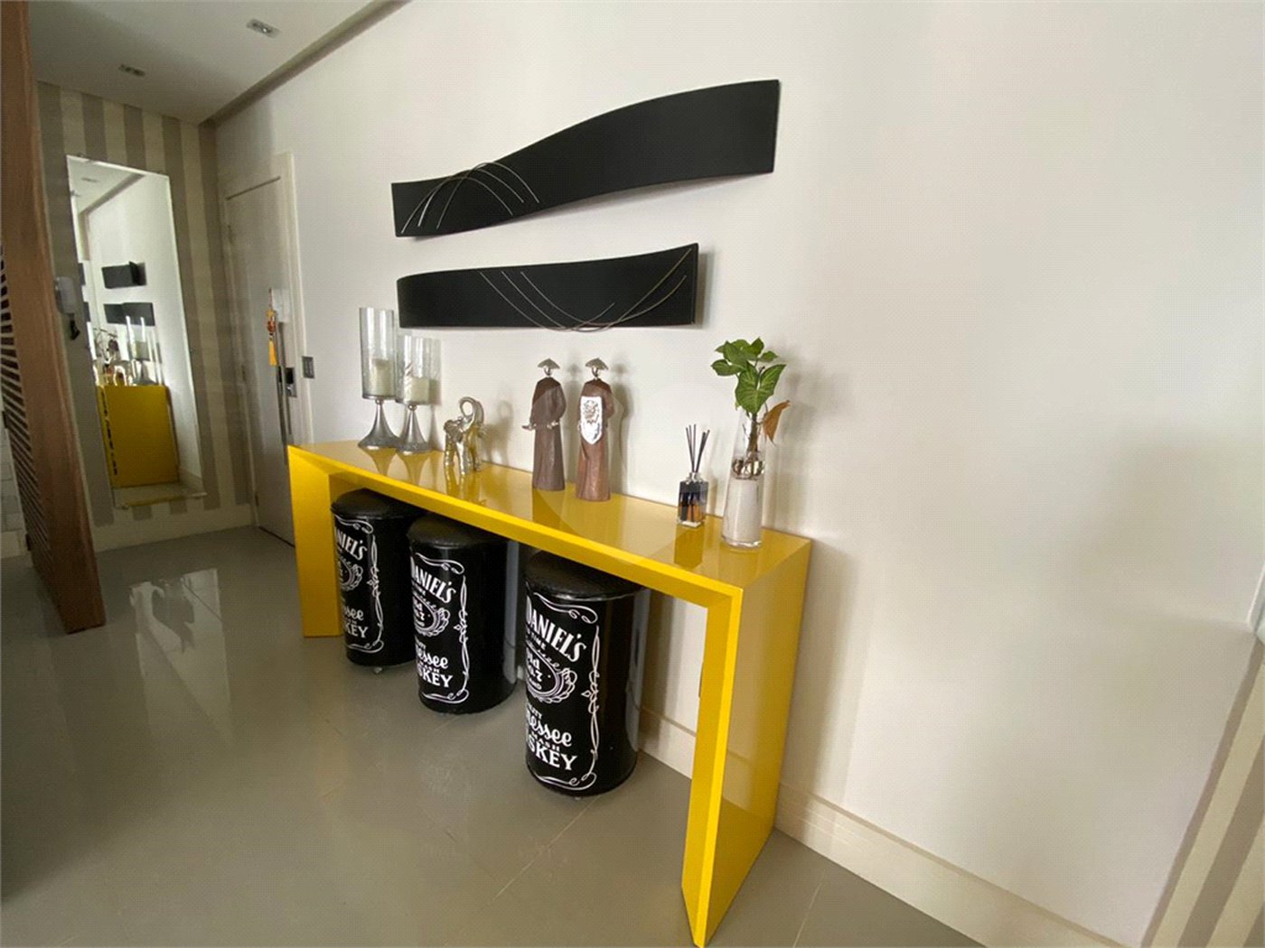 Apartamento para alugar com 3 quartos, sendo 1 suíte, em Tucuruvi, São Paulo, SP