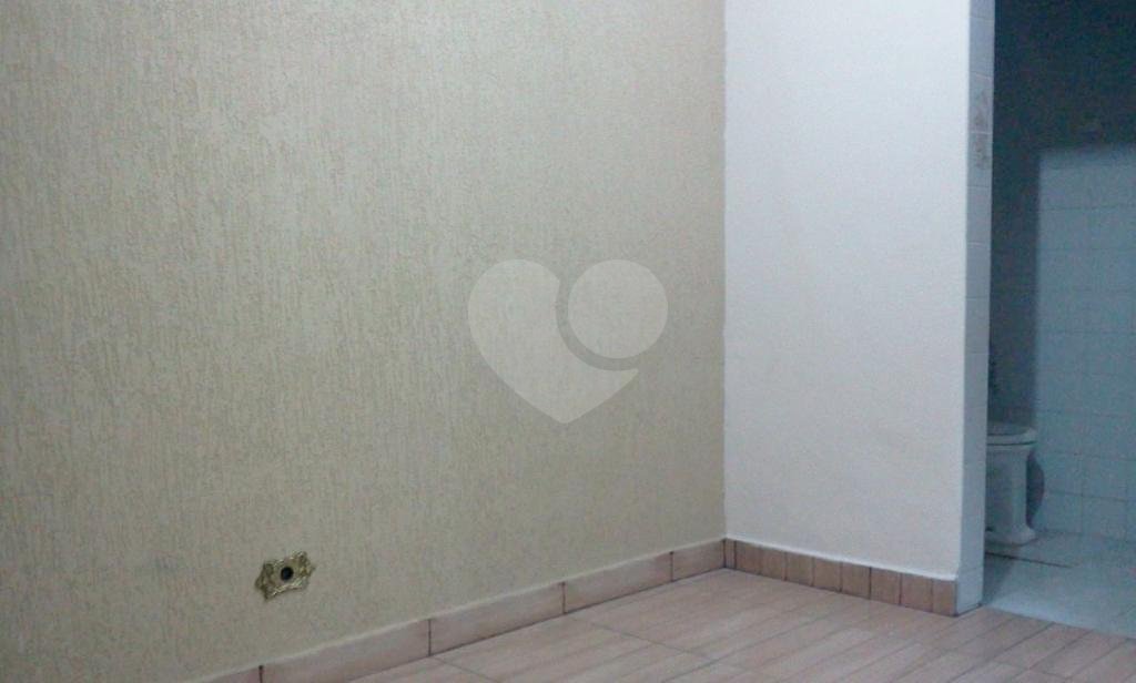 Casa à venda com 2 quartos, sendo 1 suíte, em Vila Gumercindo, São Paulo, SP