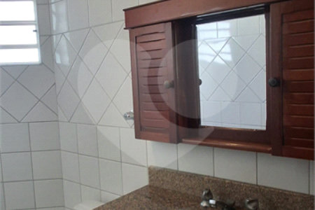 Sobrado à venda com 4 quartos, sendo 1 suíte, em Portal das Acácias, Indaiatuba, SP