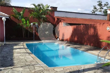 Casa à venda com 2 quartos, sendo 1 suíte,  no condomínio Morada da Praia, Bertioga - SP