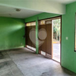 Casa à venda com 4 quartos, sendo 1 suíte, no condomínio Alpes da Cantareira, Mairiporã - SP