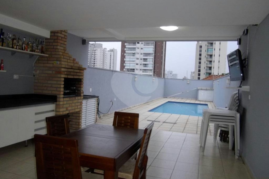 Sobrado à venda com 3 suítes em Santa Terezinha, São Paulo, SP