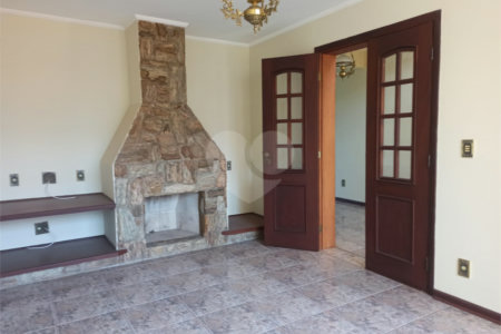 Casa à venda com 3 suítes em Jardim Brasil, Atibaia, SP