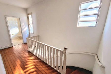 Casa com 3 dormitórios à venda, 119 m² por R$ 689.000,00 - Pompéia - Santos/SP