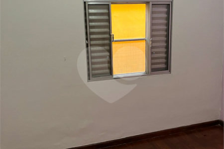 Sobrado à venda com 5 quartos, sendo 2 suítes, em Vila Universitária, São Paulo, SP