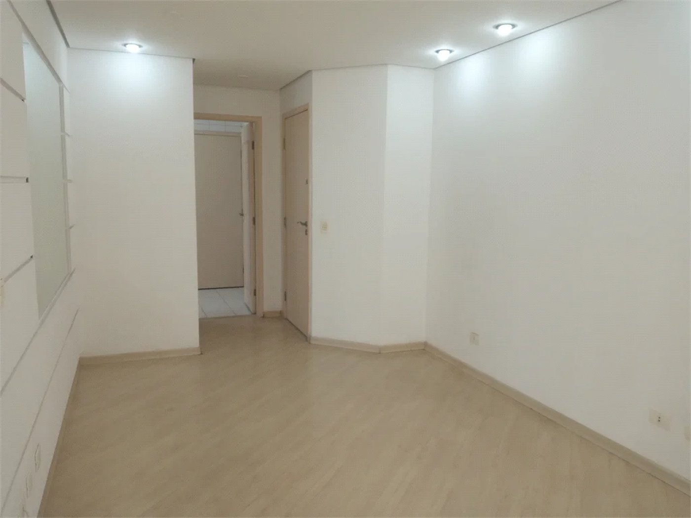 Apartamento para alugar com 2 suítes em Vila Suzana, São Paulo, SP