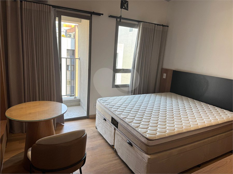 Apartamento à venda com 1 suíte em Indianópolis, São Paulo, SP