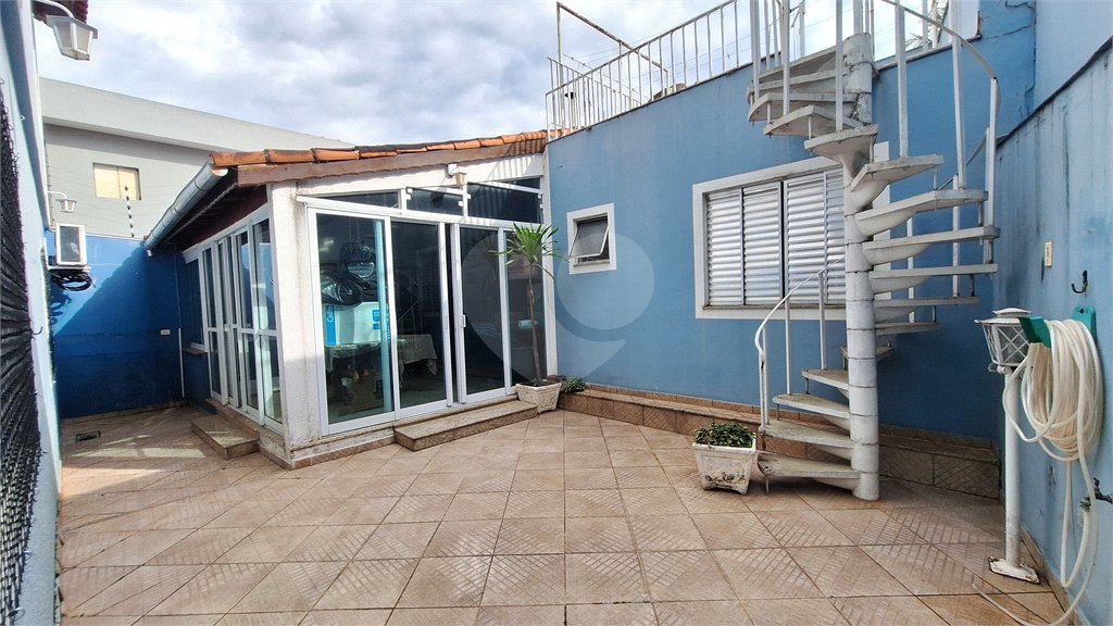 Sobrado à venda com 4 quartos, sendo 1 suíte, em Tremembé, São Paulo, SP
