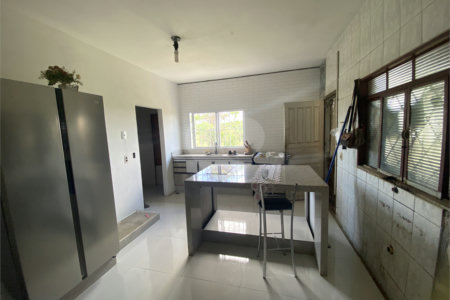 Sítio à venda com 3 quartos, sendo 1 suíte, em Loteamento Vila Central, Elias Fausto, SP