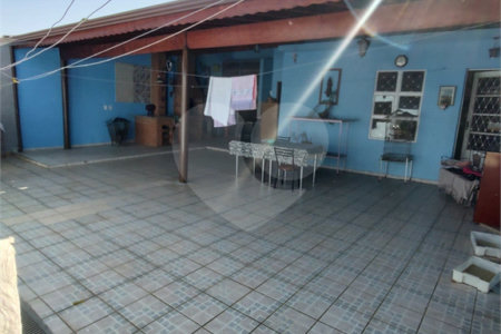 Casa à venda com 3 quartos, sendo 1 suíte, em Vila Santana, Sorocaba, SP