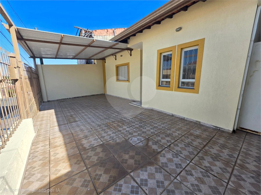 Casa à venda com 3 quartos, sendo 2 suítes, em Jardim Santo Antônio, Valinhos, SP