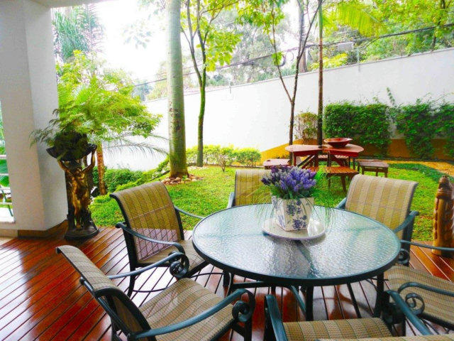 Casa à venda com 4 suítes no condomínio Vila Alba, São Paulo - SP