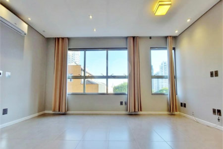 Apartamento à venda com 1 suíte em Jardim das Acácias, São Paulo, SP
