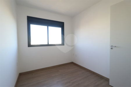 Apartamento à venda com 3 quartos, sendo 1 suíte, em Vila Anastácio, São Paulo, SP