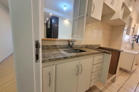 Apartamento para alugar com 3 quartos, sendo 1 suíte,  em Vila Hamburguesa, São Paulo, SP