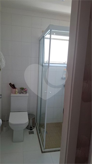 Casa à venda com 3 suítes no condomínio Villa das Flores, Mogi das Cruzes - SP