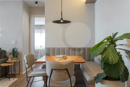 Apartamento à venda com 2 quartos, sendo 1 suíte, em Santo Amaro, São Paulo, SP