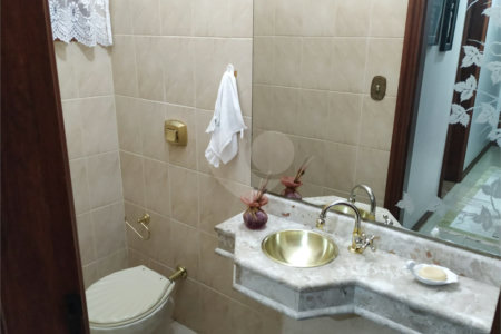 Casa à venda com 5 quartos, sendo 3 suítes,  no condomínio Portella, Itu - SP