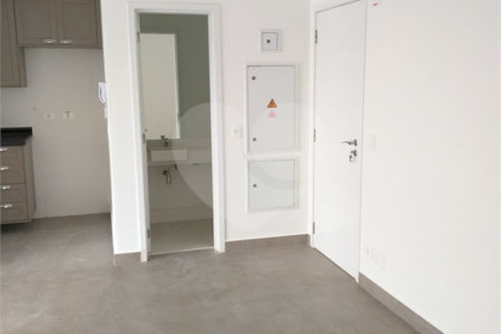 Apartamento à venda com 2 suítes em Lapa, São Paulo, SP
